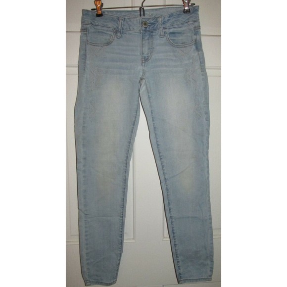American Eagle Womens Mid Rise Embroidered Super Stretch Blue Jegging Jeans Sz 2 - Picture 1 of 12